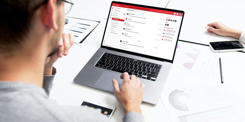 Vodafone & RingCentral bringen eine neue Plattform auf den Markt, die Unternehmen beim hybriden Arbeiten unterstützt.